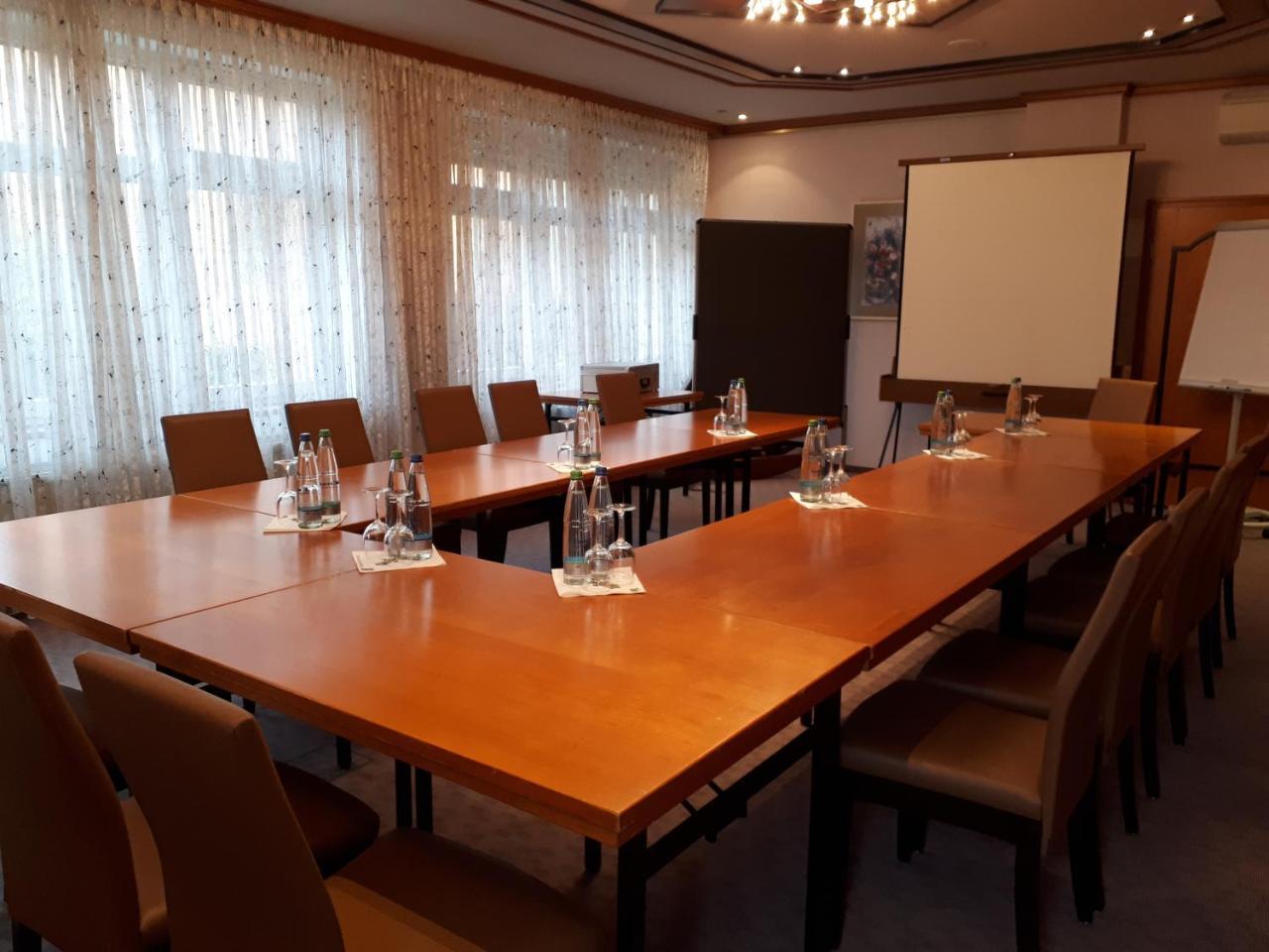 Brauereigasthof Dachsenfranz Zuzenhausen Eksteriør billede